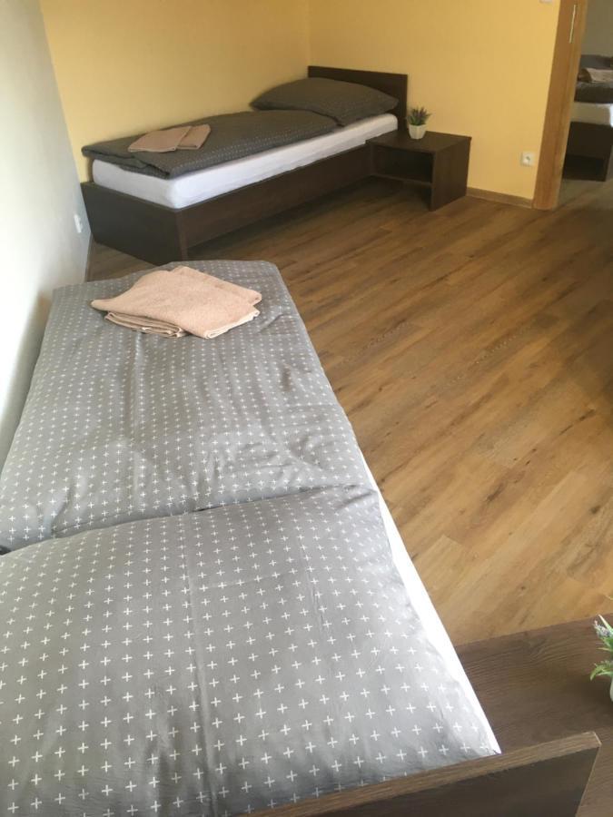 Penzion A Pivnice Varna Velká Bystřice 外观 照片