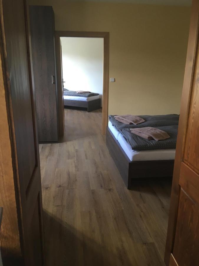 Penzion A Pivnice Varna Velká Bystřice 外观 照片