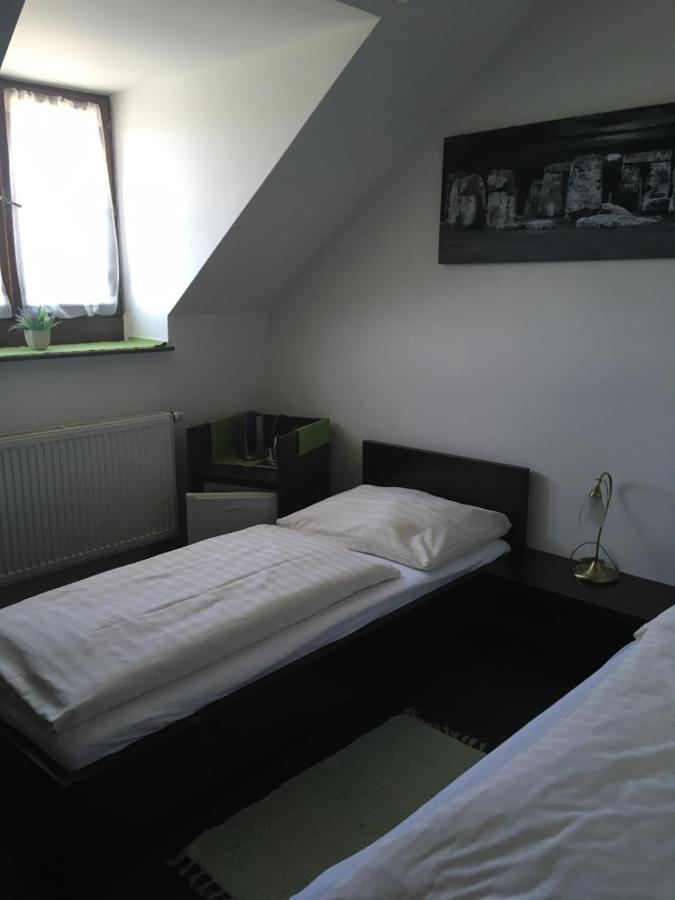 Penzion A Pivnice Varna Velká Bystřice 外观 照片