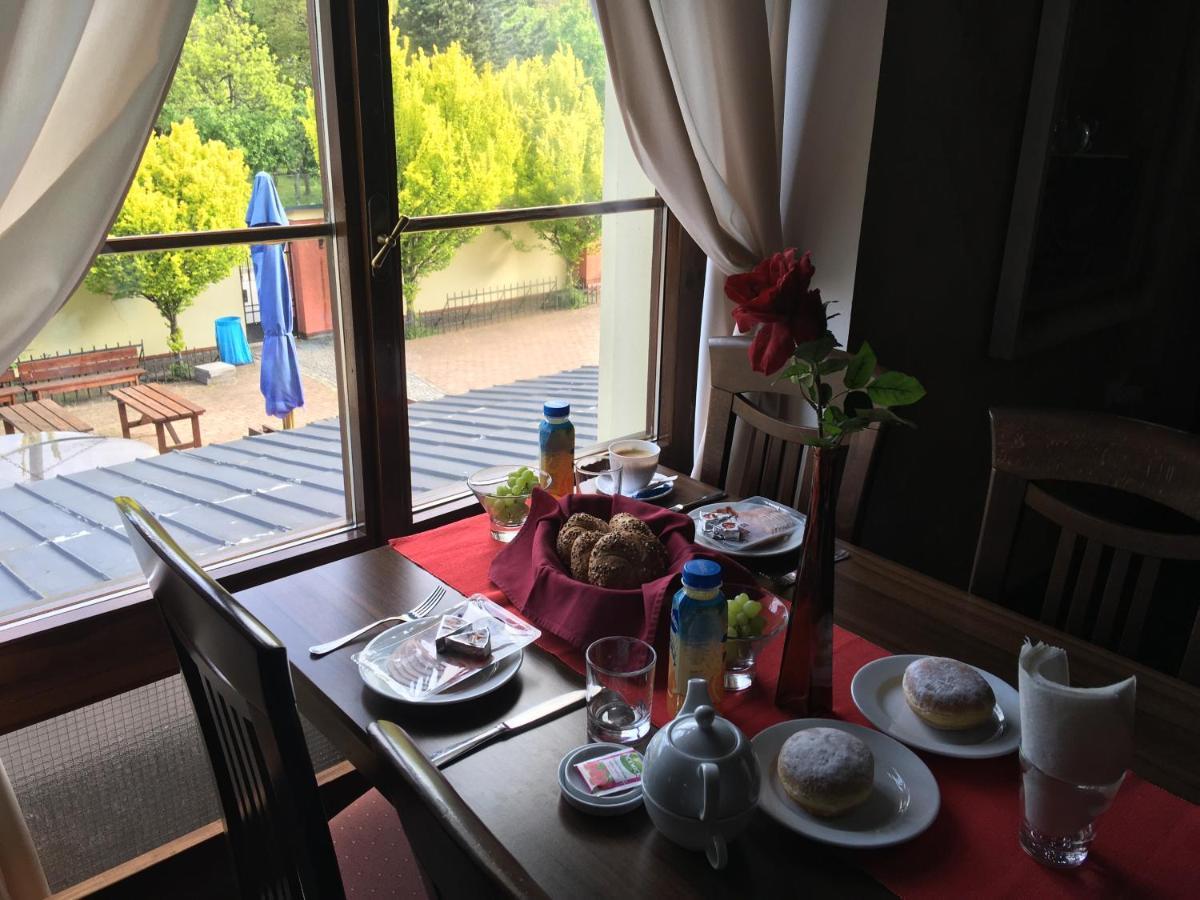 Penzion A Pivnice Varna Velká Bystřice 外观 照片