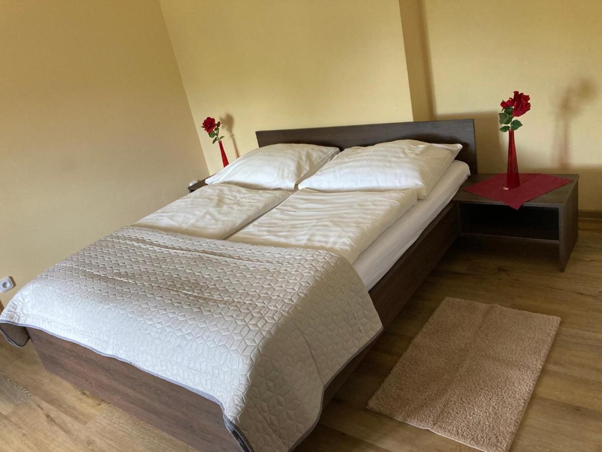 Penzion A Pivnice Varna Velká Bystřice 外观 照片