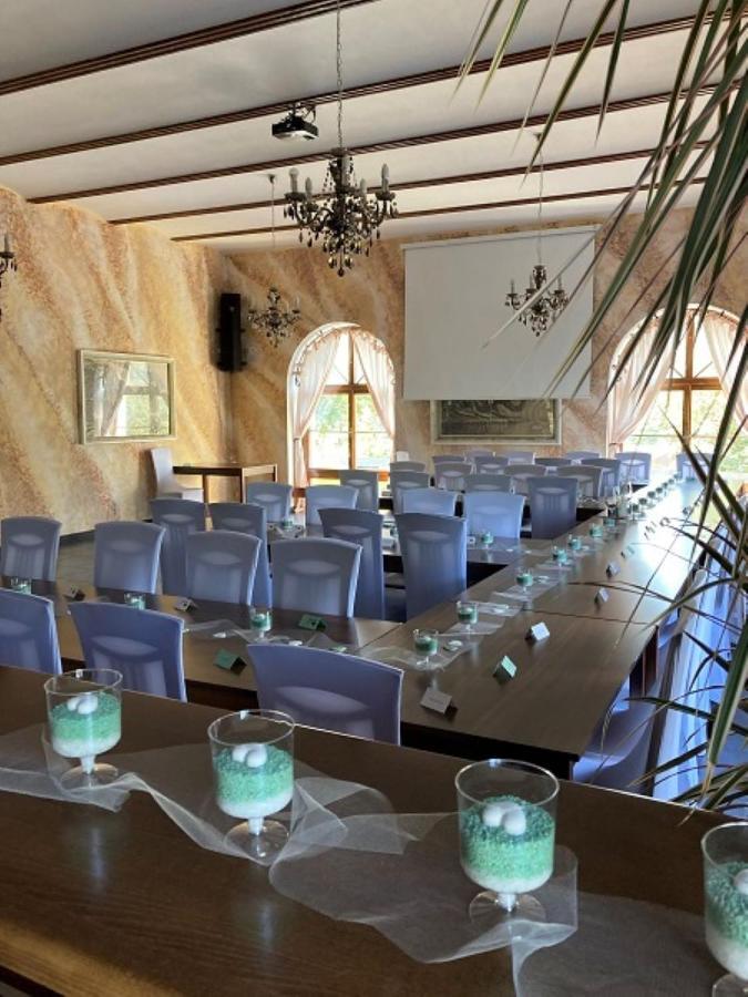 Penzion A Pivnice Varna Velká Bystřice 外观 照片